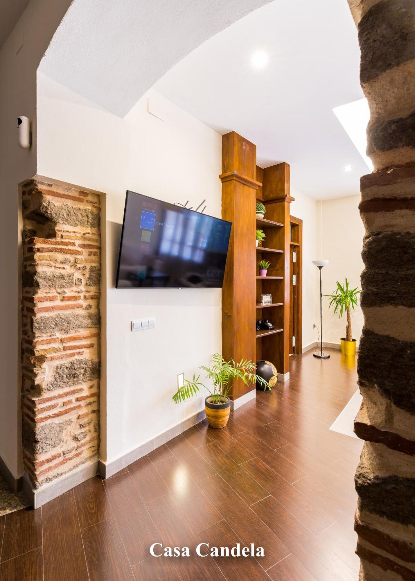 Apartamentos Candela Alora Eksteriør bilde